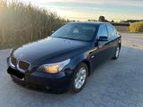 BMW 530i Limousine *Automatik*Leder*TÜV 11/2025* - BMW 530 aus 2003: 530i
