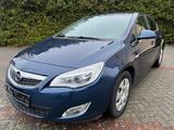 Opel Astra J Lim. 5-trg. Design.1.Hd.Stanheiz,Scheckh - gebrauchte Opel Astra aus dem Jahr 2011