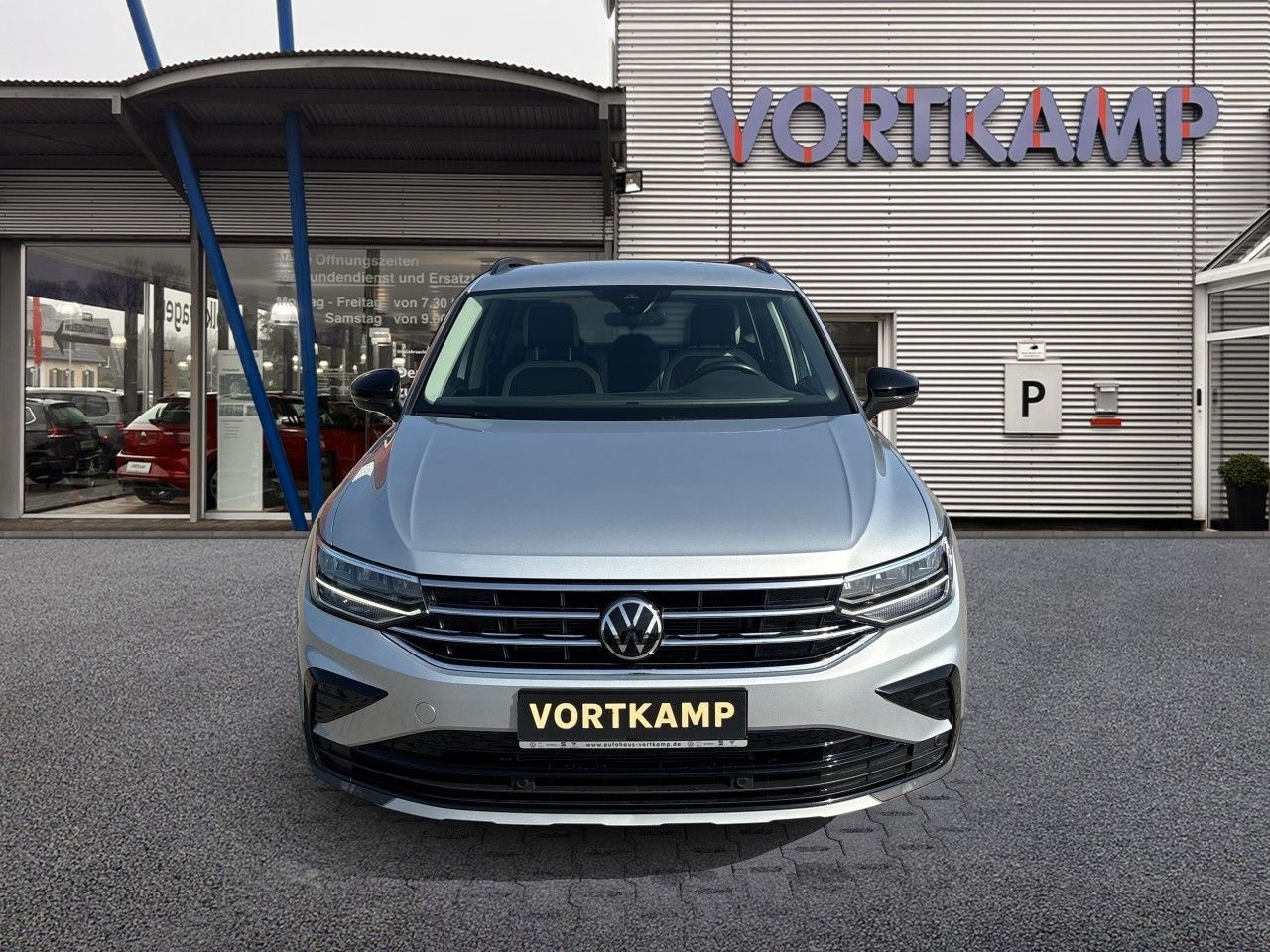 Volkswagen Tiguan 2.0 TDI DSG STANDHEIZUNG AHK imagem 2