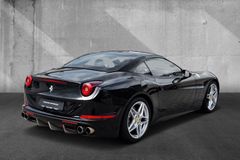 Fahrzeugabbildung Ferrari California T *4-Sitzer*Alcantara*Karbon*dt. Auto