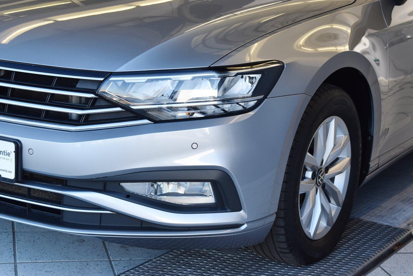 Volkswagen Passat 2.0TDI Business DSG*AHK*Matrix, миниатюра 7