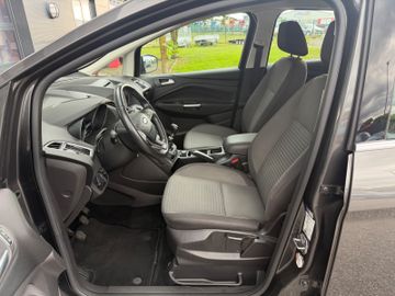Ford C-Max - 11