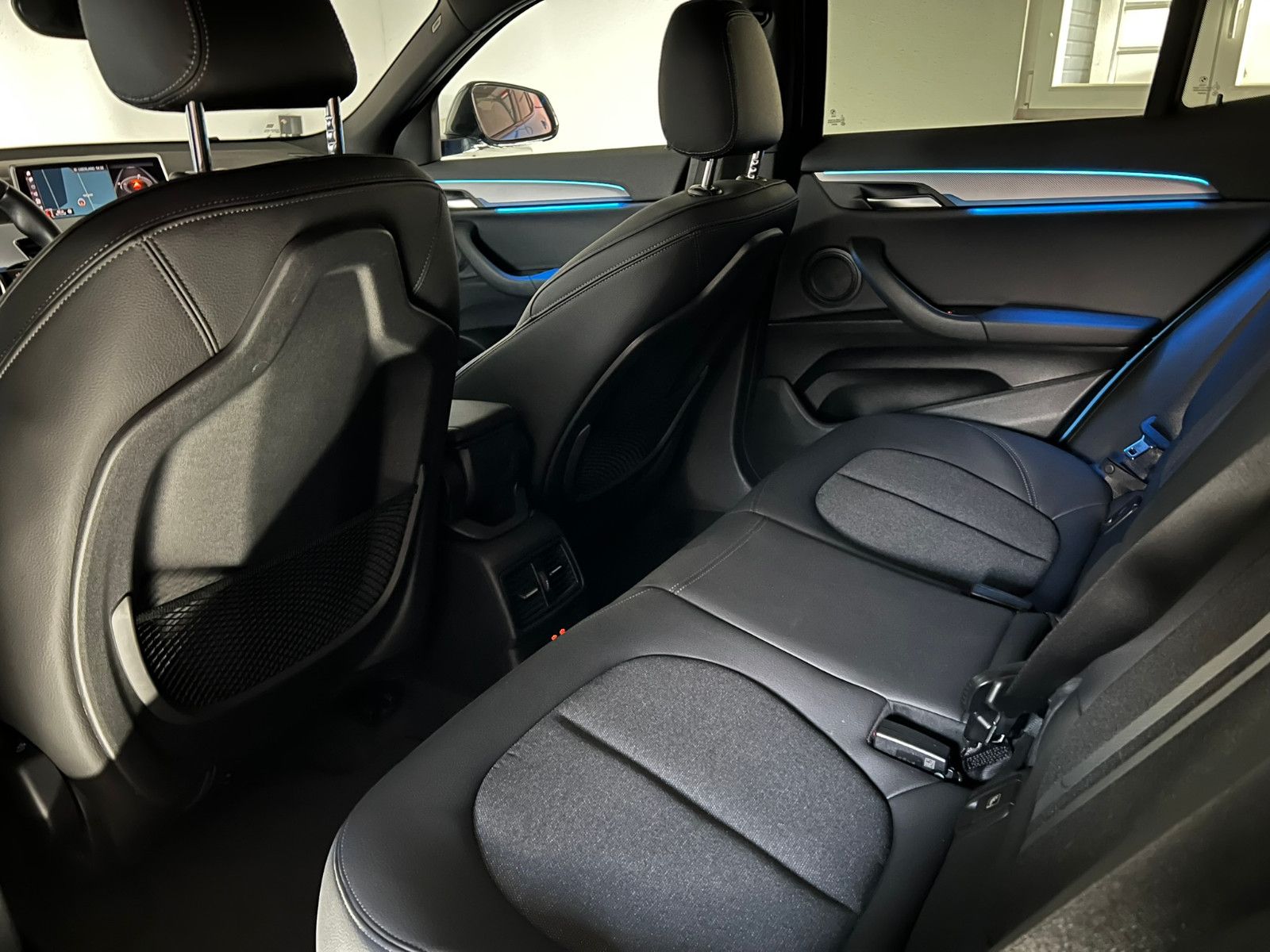 Fahrzeugabbildung BMW X2 xDrive 25 e M SPORT/LED/NAVI PROF./ACC/DAB