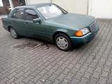 Mercedes-Benz Mercedes w202 BJ 1995 zu verkaufen. 1200 ... - Mercedes-Benz W120