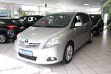 Toyota Verso 1.8 Travel 5-Sitzer - silberne Toyota Verso