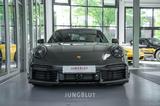 Porsche 992 Turbo Coupé + Glasdach + Carbon + Sport Desi - Porsche 992 mit Benzin-Antrieb: Sportwagen