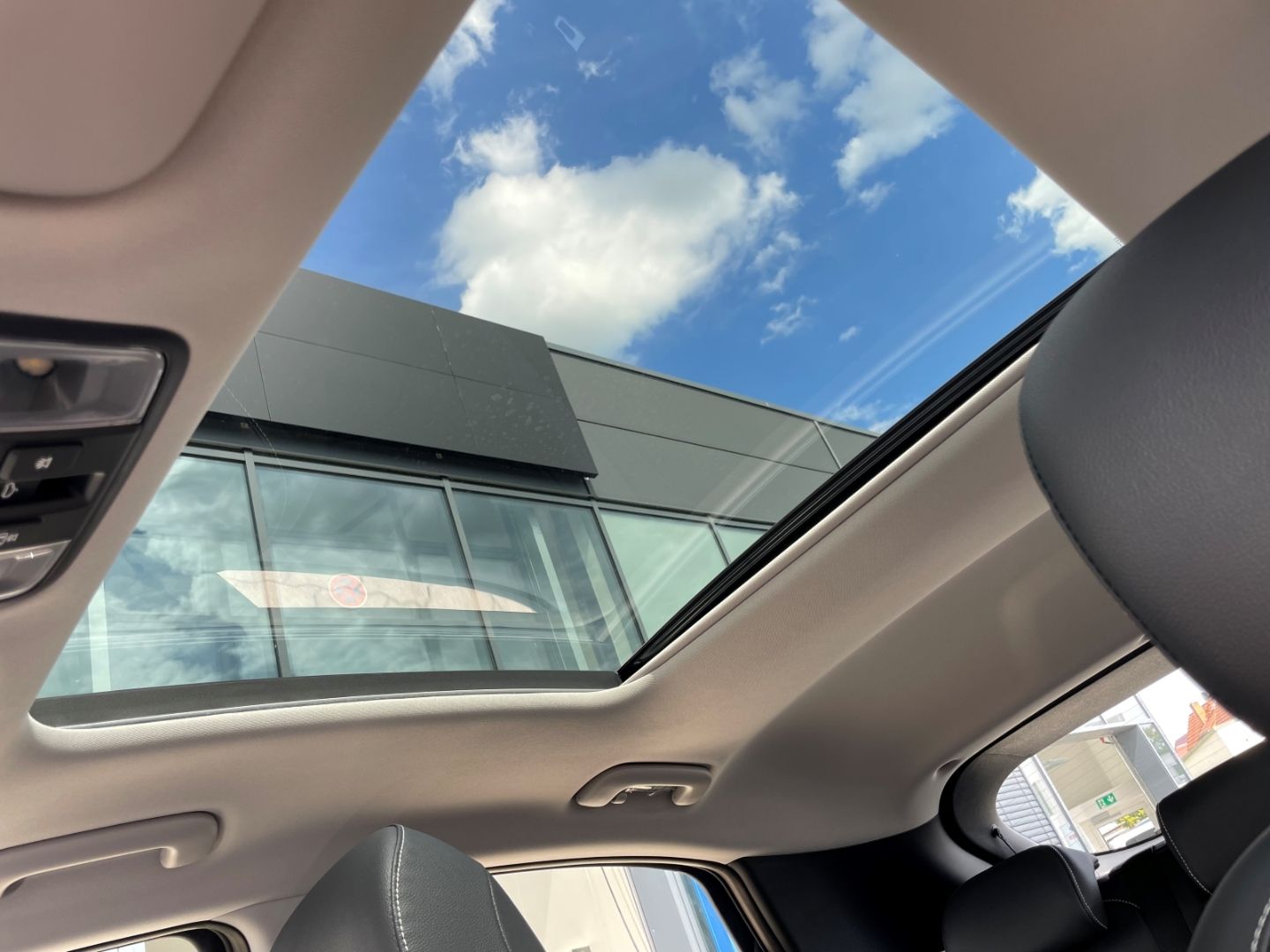 Fahrzeugabbildung Kia XCeed Spirit LED Schiebedach totWinkAss Kamera