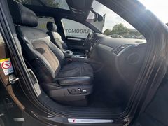 Fahrzeugabbildung Audi Q7 3.0 TDI quattro S Line 7 Sitze Pano Ahk