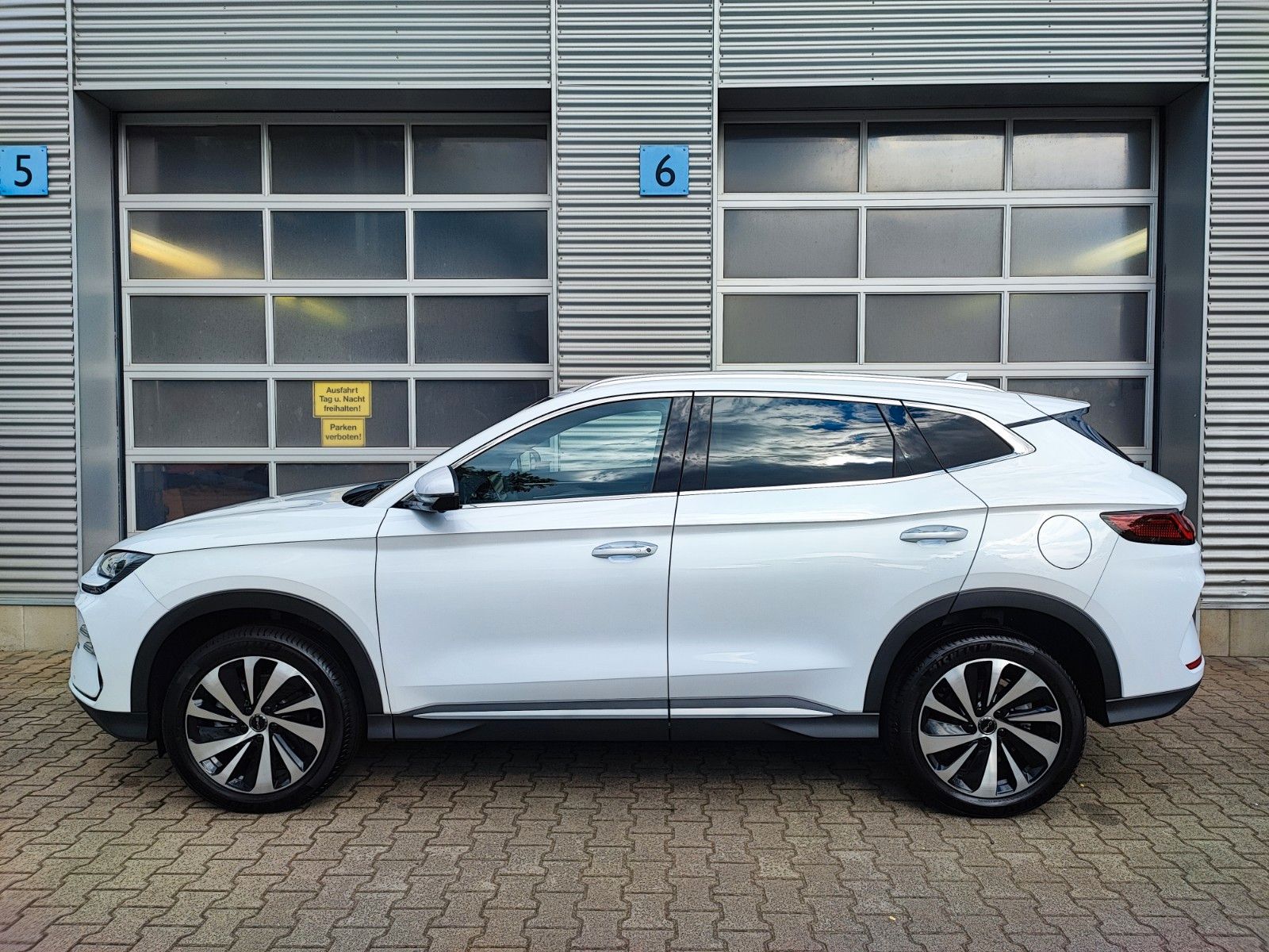 BYD SEAL U