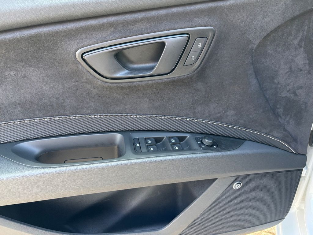 Fahrzeugabbildung SEAT Leon ST 2.0 TSI Cupra 300 4Drive