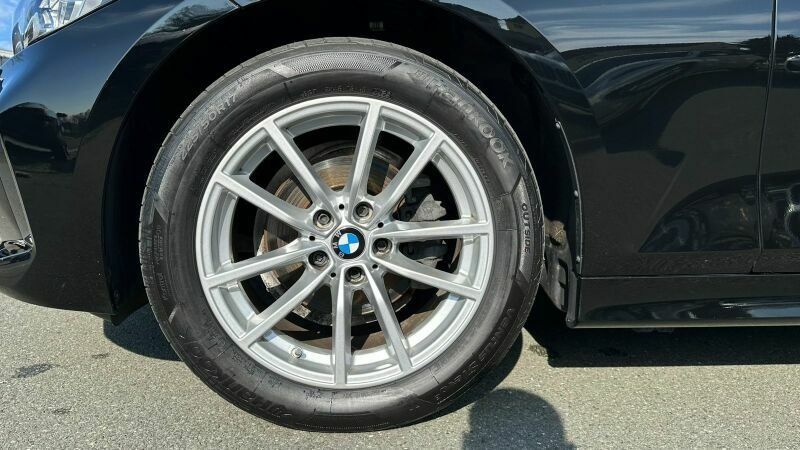 BMW 318i Touring LCPROF LED NAVI SHZ APPLECARPLAY foto 11