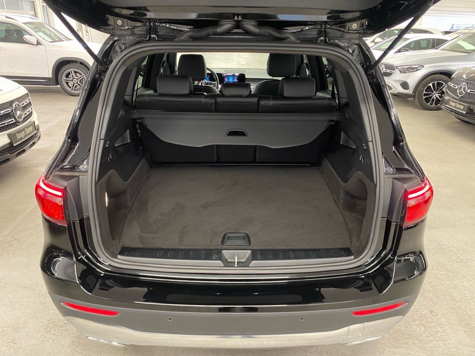 Fahrzeugabbildung Mercedes-Benz GLB 220 d 4M Progressive*Distronic*AHK*Kamera