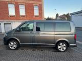 Volkswagen T6 Multivan - Volkswagen T6 Multivan mit Diesel-Antrieb: Grau, Beheizbare Frontscheibe