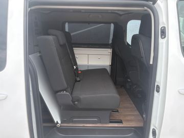 Fahrzeugabbildung Toyota Crosscamp Aufstelldach Navi RFK uvm