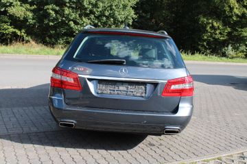 Mercedes E 350 - 5