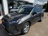 Toyota RAV 4  4x4 Comfort mit Automatik - gebrauchte Toyota RAV 4 aus dem Jahr 2019