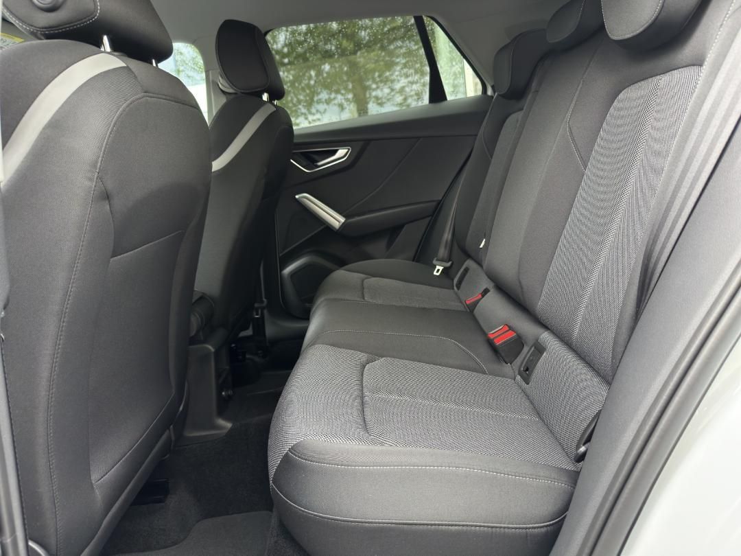 Fahrzeugabbildung Audi Q2 35 1.5 TFSI S-Line Kamera,LED,SHZ,Keyless,PDC