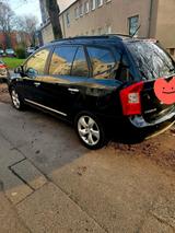 Kia auto Kia carens - gebrauchte Kia Carens aus dem Jahr 2008