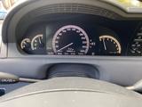 Mercedes-Benz CL 500 - - silberne Mercedes-Benz CL 500
