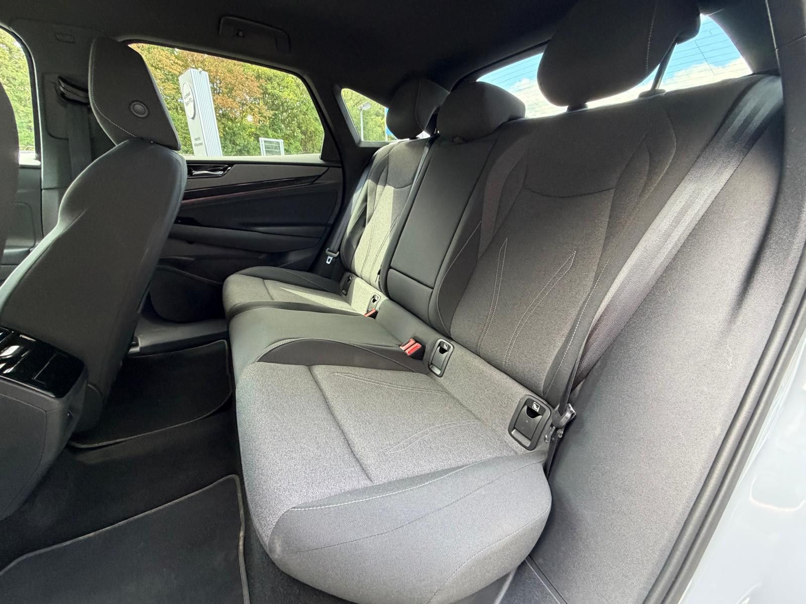 Fahrzeugabbildung Volkswagen ID.7 Pro >IQ.LIGHT+HEAD+MATRIX+NAVI+SHZ+ACC+360+