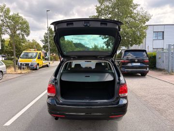 Volkswagen Golf - 8