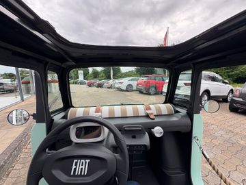 Fahrzeugabbildung Fiat Topolino BEV 7kWh Dolcevita 45km/H ab 15 Jahre
