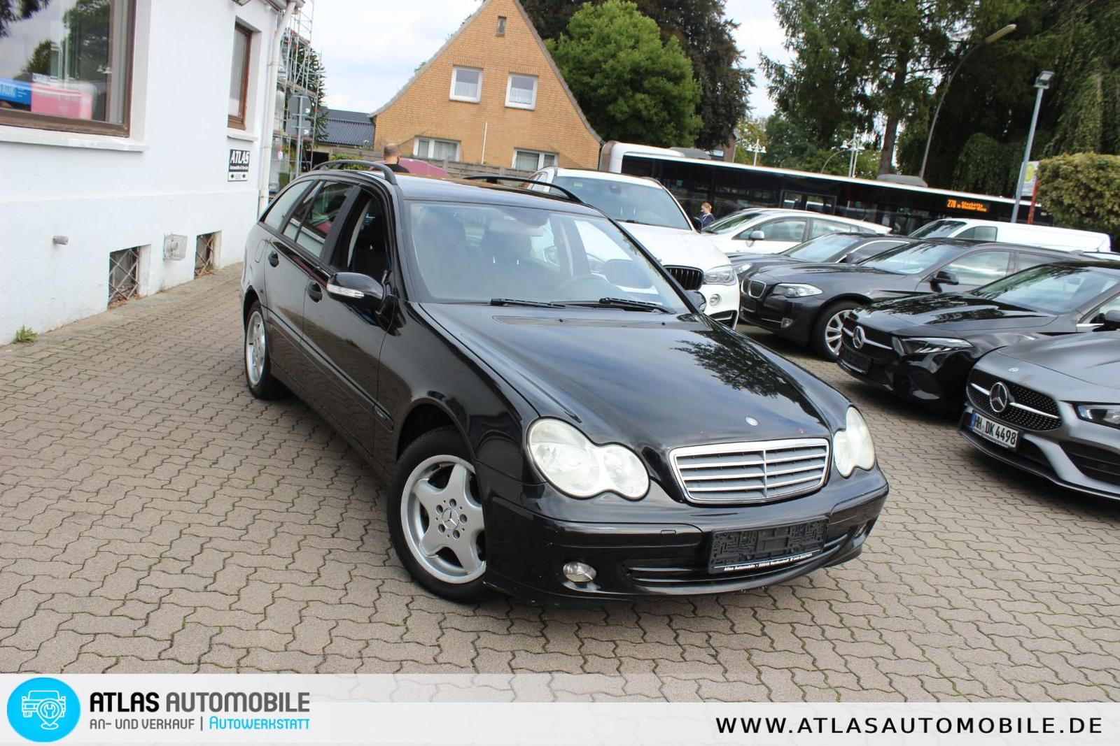 Mercedes-Benz C220 2004 — photo 25