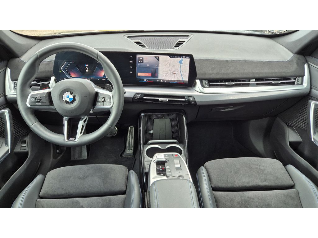 BMW X1 sDrive 18i M-Sport PANO KAM LED NAVI SHZG foto 7