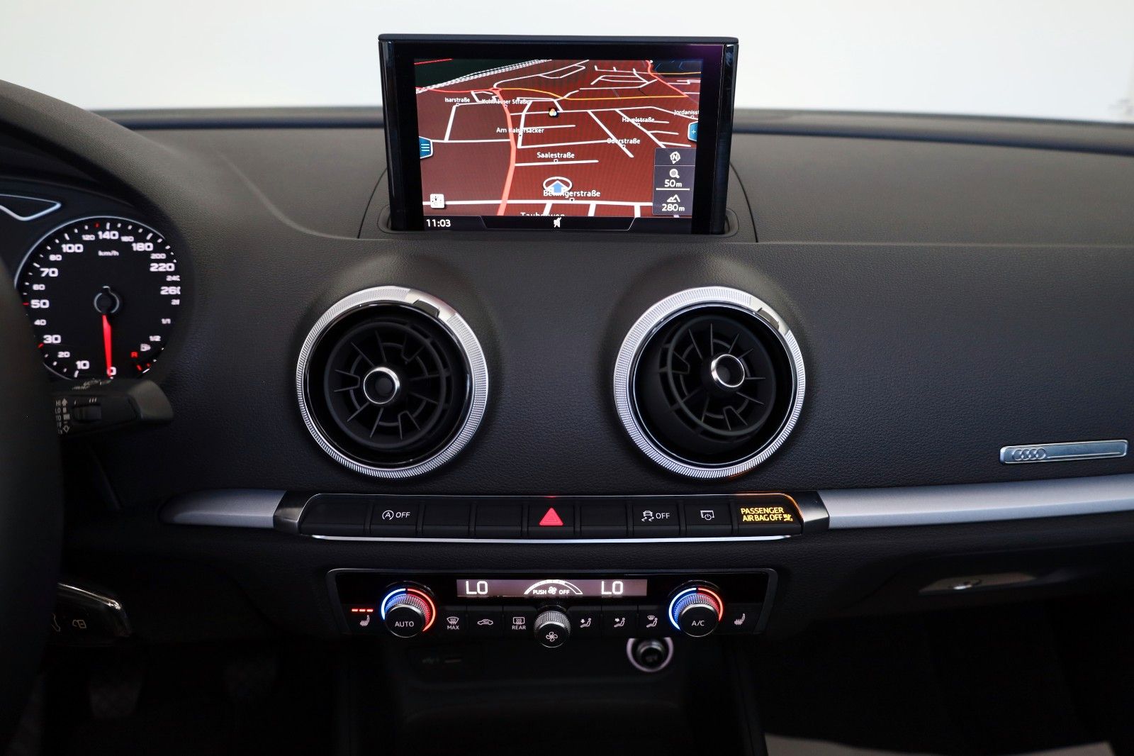 Fahrzeugabbildung Audi A3 Cabriolet Navi,Xenon,SH,PDC,Akustik-Verdeck