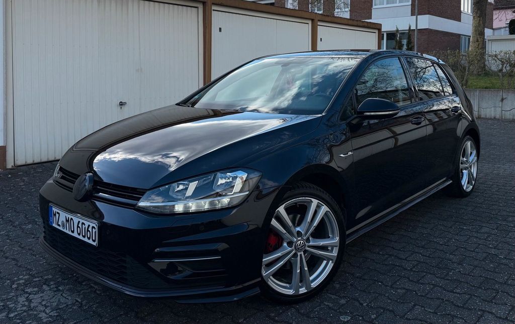 Image of Volkswagen Golf