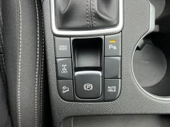 Fahrzeugabbildung Kia Sportage 1.6 TGDI Vision AWD SHZ TEMPOMAT NAVI