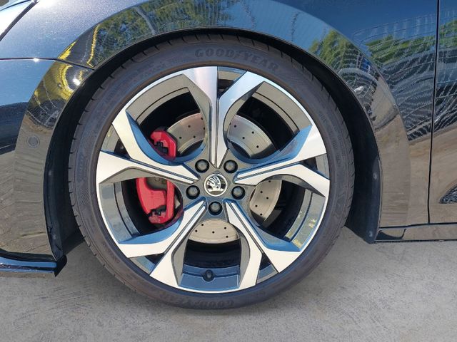 Octavia Combi RS 2.0 TSI 195kW MATRIXLED*HUD*KAM