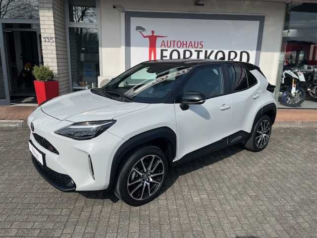 Toyota Yaris Cross 1.5 Hybrid GR Sport - HEAD., JBL, LE imagem 3