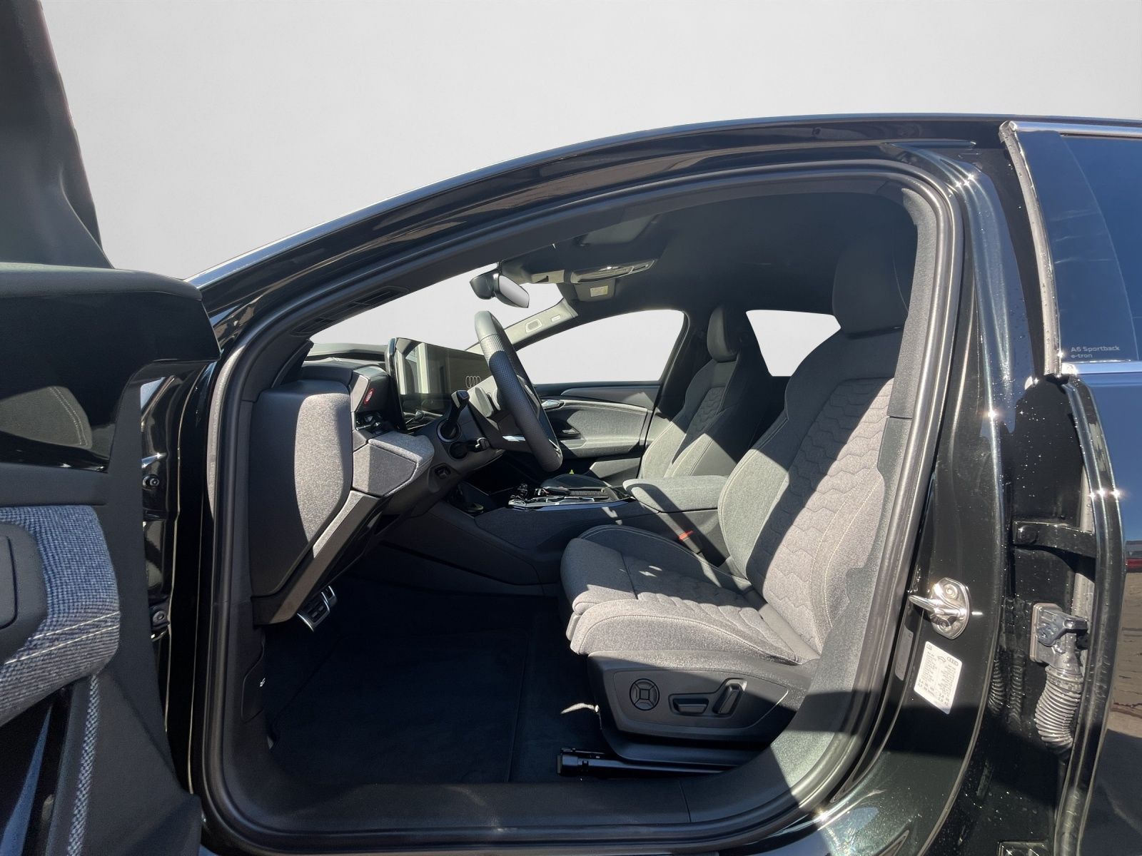 Audi A6 e-tron - Bild 13