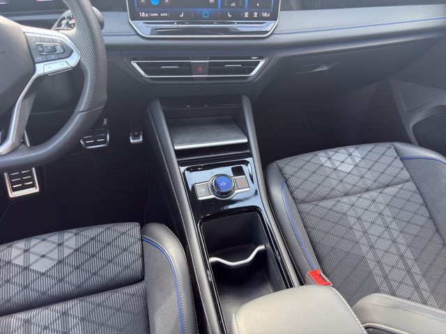 Tiguan 2.0TDI DSG 4Motion R-Line AHK