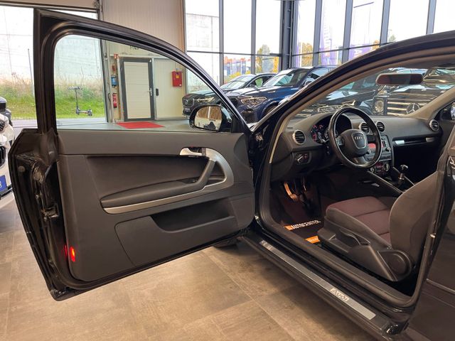 MYAUTOCENTER – Gebraucht- und Jahreswagen mit Werkstattservice in Pfaffenhofen Audi A3 2.0 TDI Ambition *2. Hand*Klima*Tempomat*TÜV*