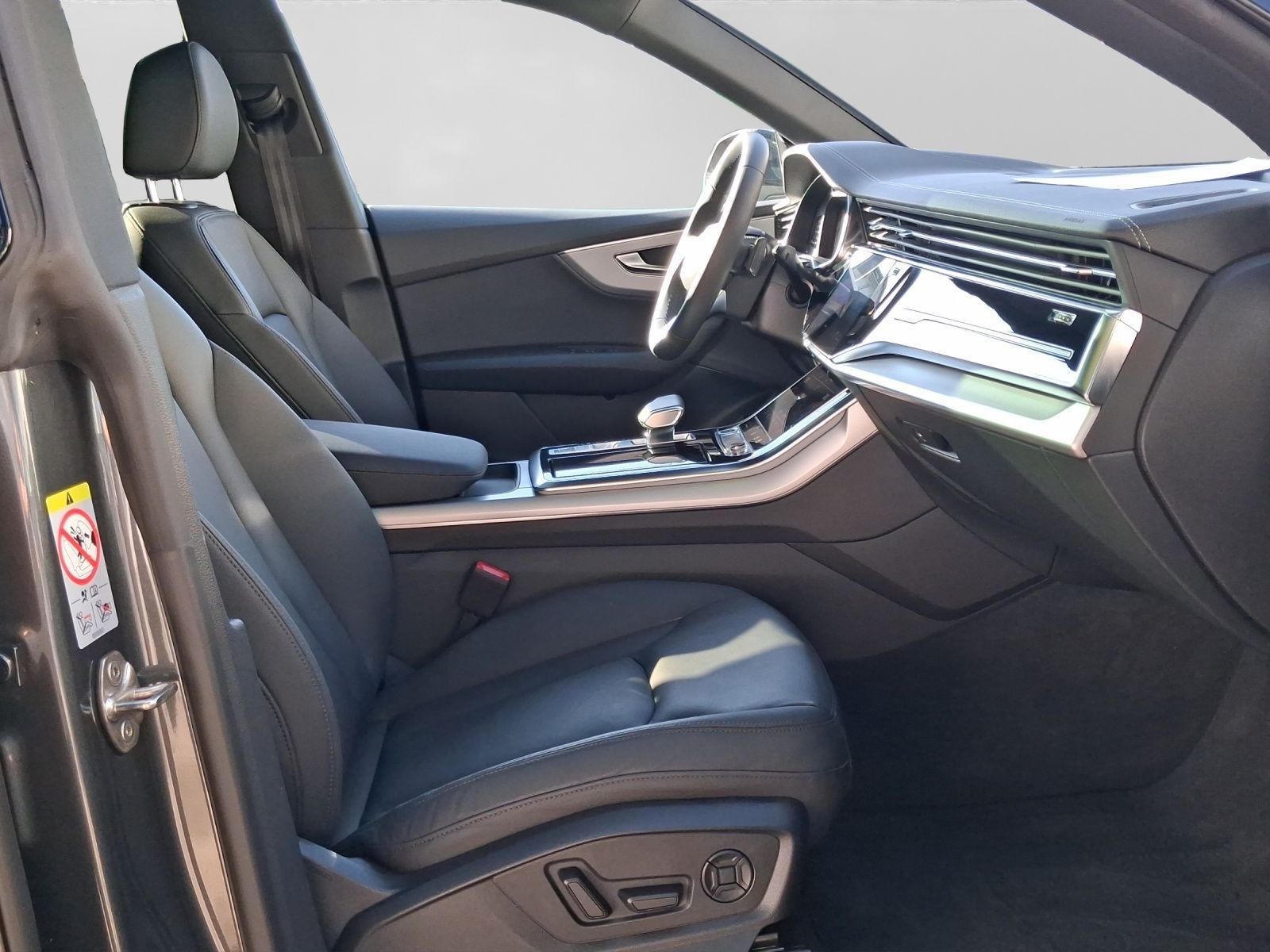 Audi Q8 50 TDI Q 2x S LINE PANO LM23 eKLAPPE PRIVACY foto 4