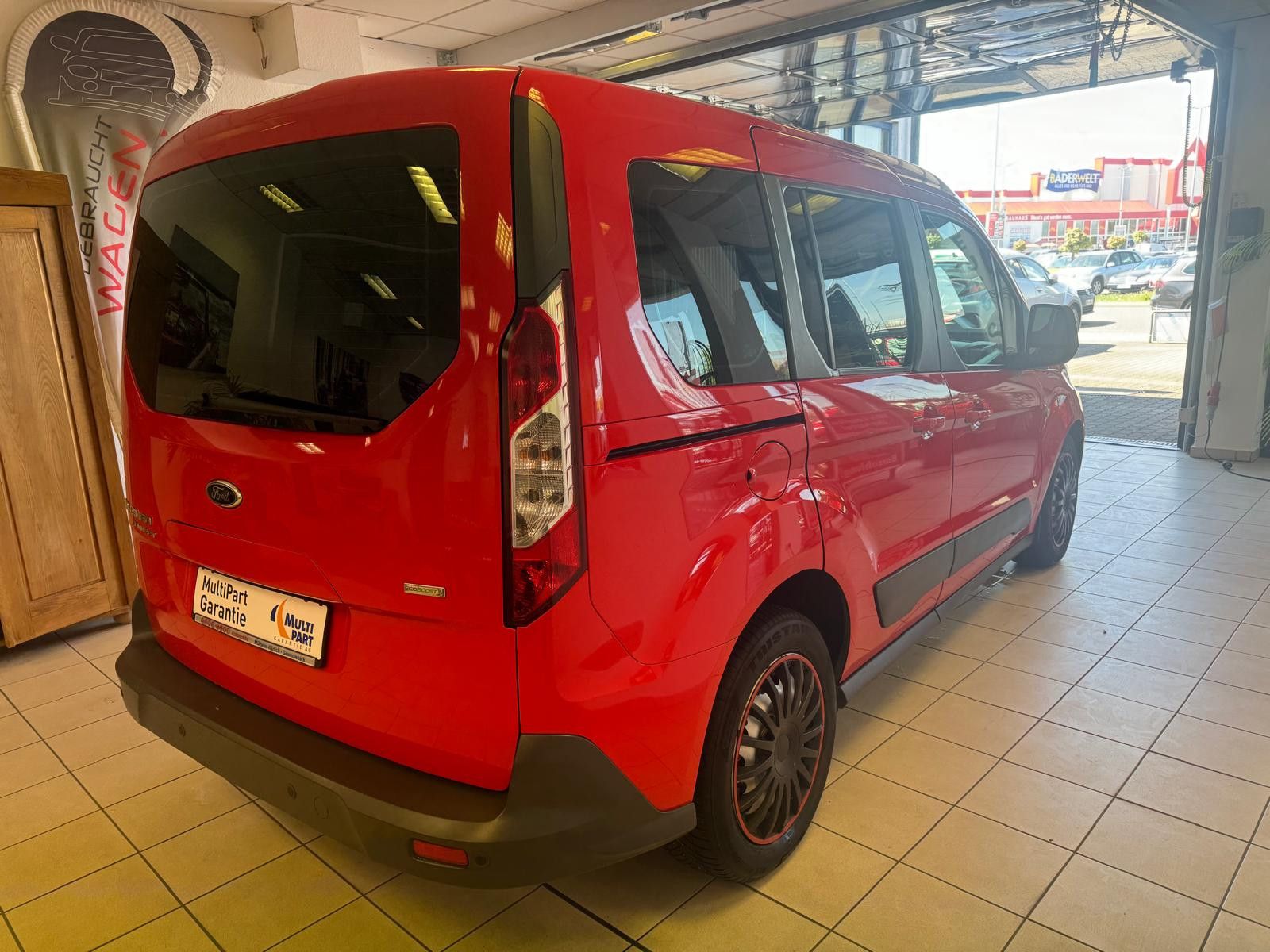 Fahrzeugabbildung Ford Tourneo Connect / KLIMA / PDC / WINTERPAKET