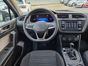 Volkswagen Tiguan Allspace - 11