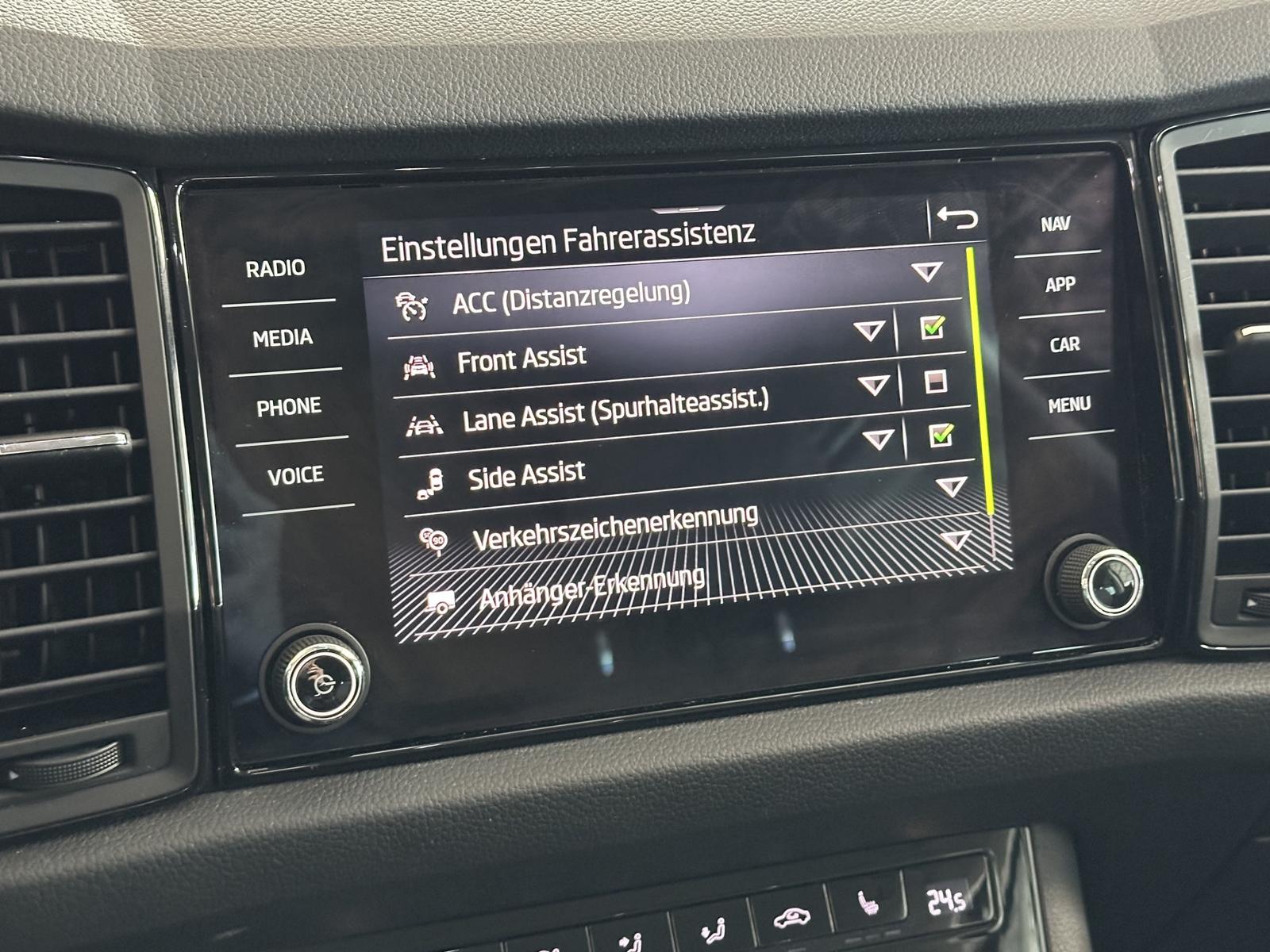 Skoda Kodiaq Clever*4xSHZ*ACC*LED*PDC*R.Cam*Navi*AHK