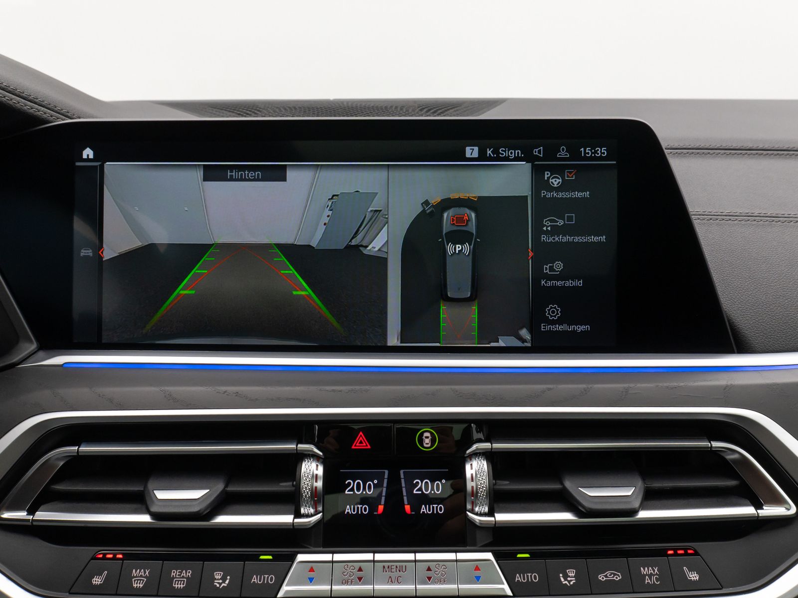 Fahrzeugabbildung BMW X7 xD40d M Sport Panorama 360° SoftCL HUD DAB