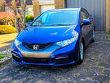 Honda Civic 5DR 1.4 i-VTEC, TÜV bis 09/2027 - Honda Civic 5d mit Benzin-Antrieb
