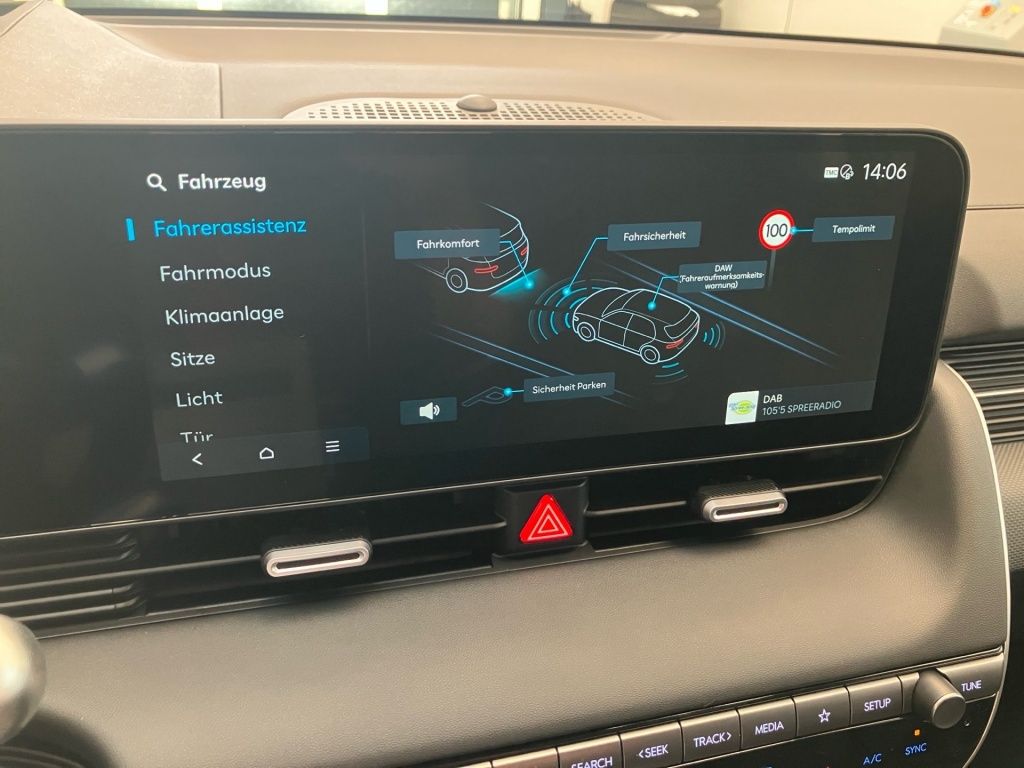 Fahrzeugabbildung Hyundai IONIQ 5 2WD 84kWh Uniq 2xKlima 360 4xSHZ AUT HUD