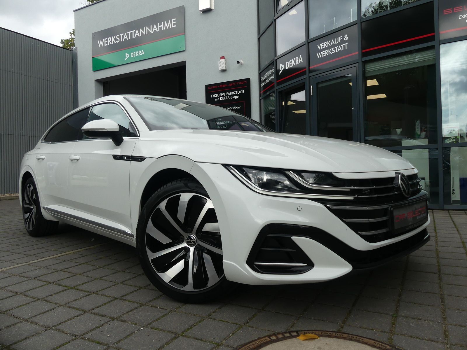 Volkswagen Arteon Shooting Brake 1.4 TSI eHybrid R Line LED