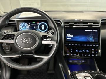 Fotografie des Hyundai TUCSON 1.6 T-GDi 48V-Hybrid 2WD DCT Trend