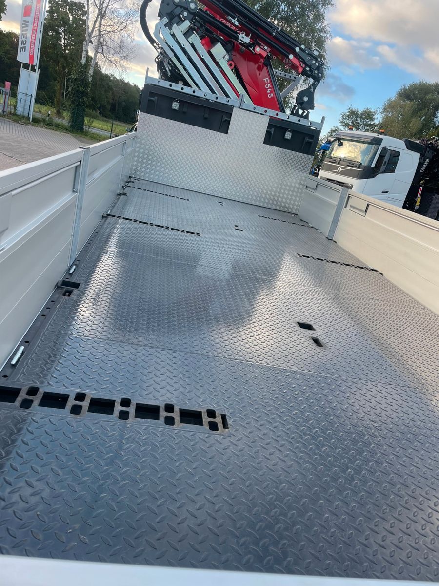Fahrzeugabbildung Volvo FMX 500  FASSI Ladekran F545 JIB & Winde Sofort