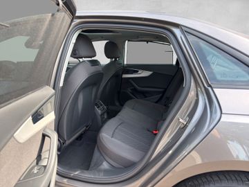 Audi A4 Lim. 30 TDI S tronic advanced|Schiebedach|DAB