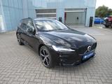 Volvo V60 B4 Benzin Ultra Dark Automatik - Volvo V60: Ultra Dark
