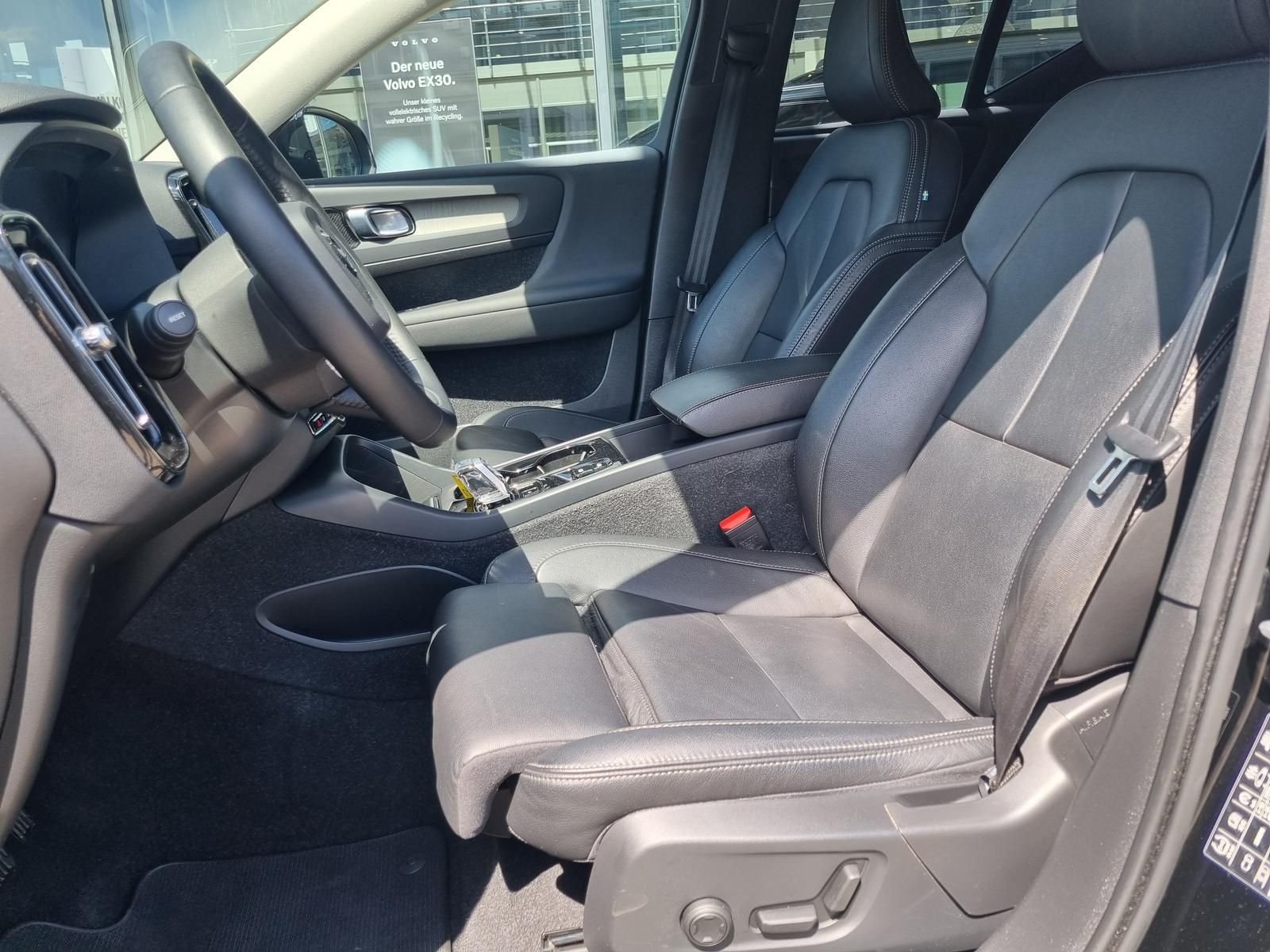 Fahrzeugabbildung Volvo XC40 T5 Recharge Inscription