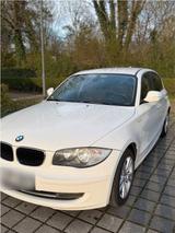 BMW 1er 118i gepflegter Zustand  sofort ... - BMW 1er Reihe mit Benzin-Antrieb: Kombi, Automatik